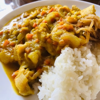 SBのカレー粉でチキンカレー♪